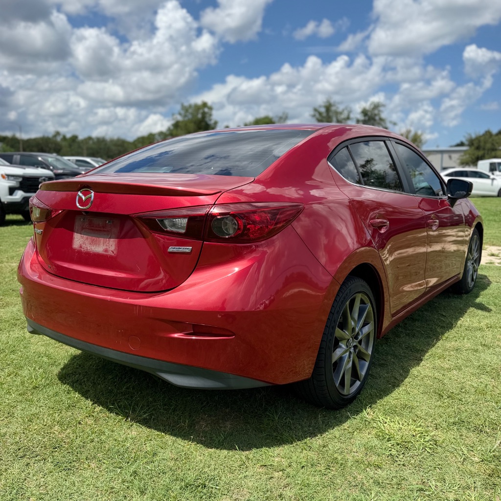 2018 MAZDA MAZDA3 - $9,991