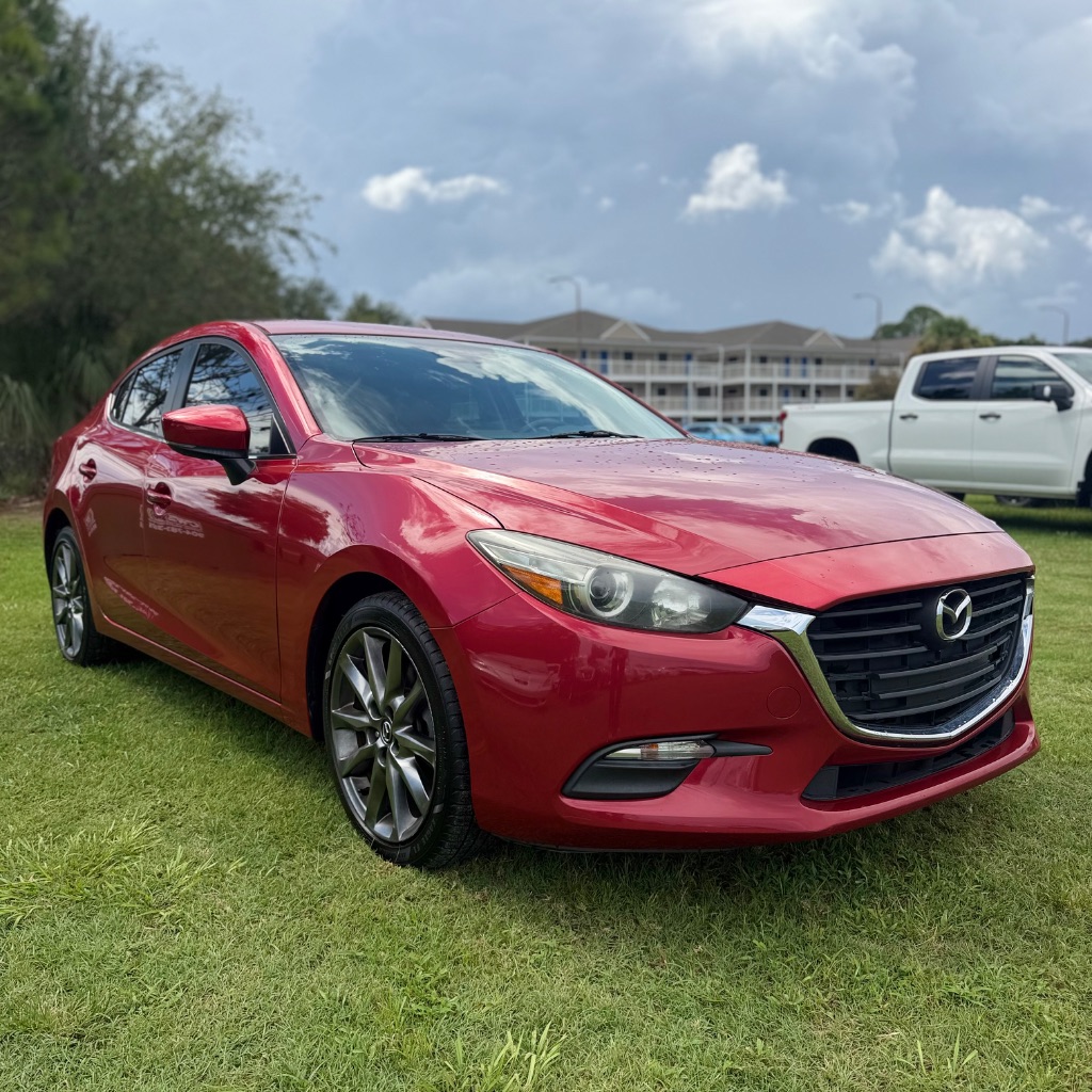 2018 MAZDA MAZDA3 - $9,250