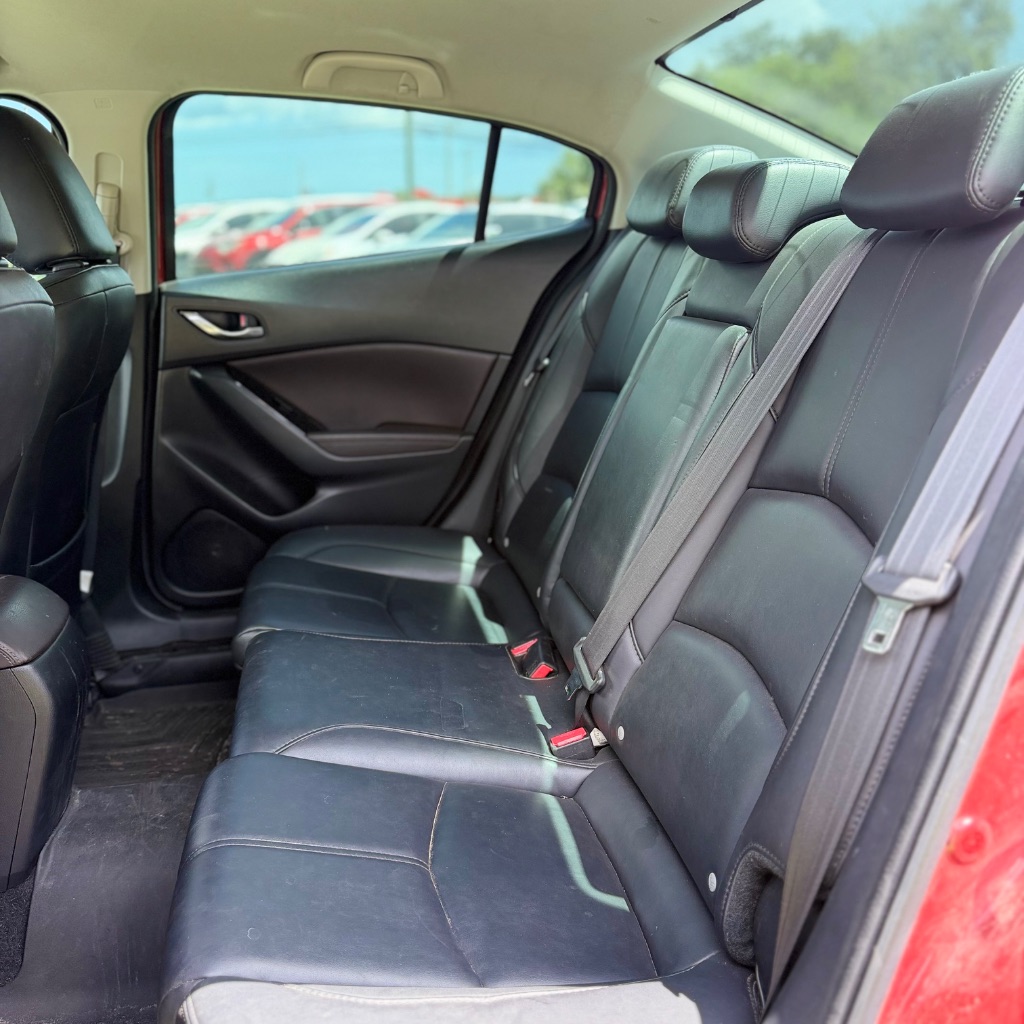 2018 MAZDA MAZDA3 - $9,991