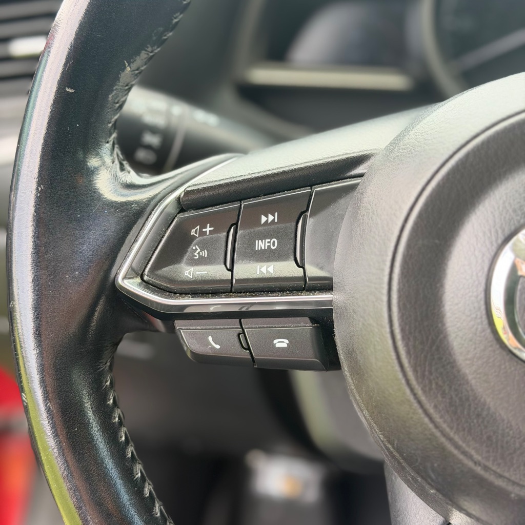 2018 MAZDA MAZDA3 - $9,250