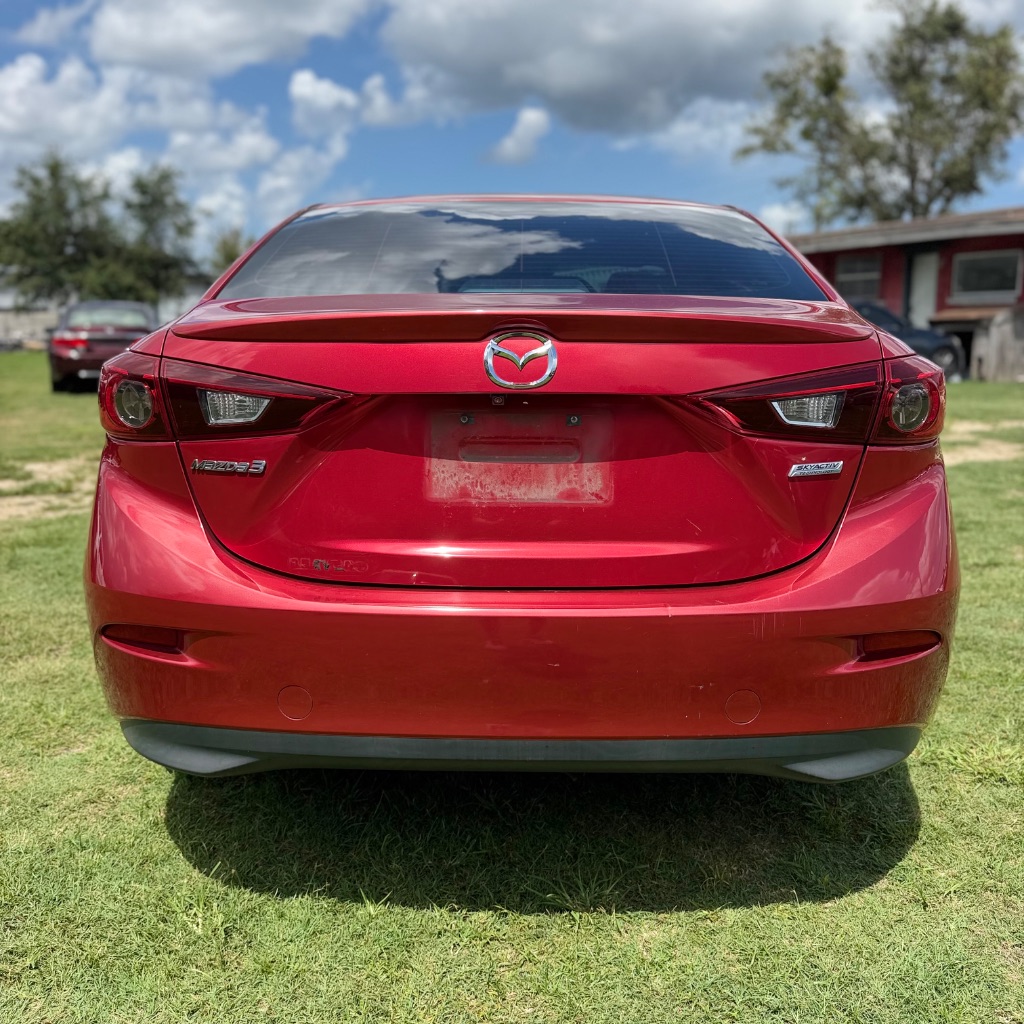 2018 MAZDA MAZDA3 - $9,991