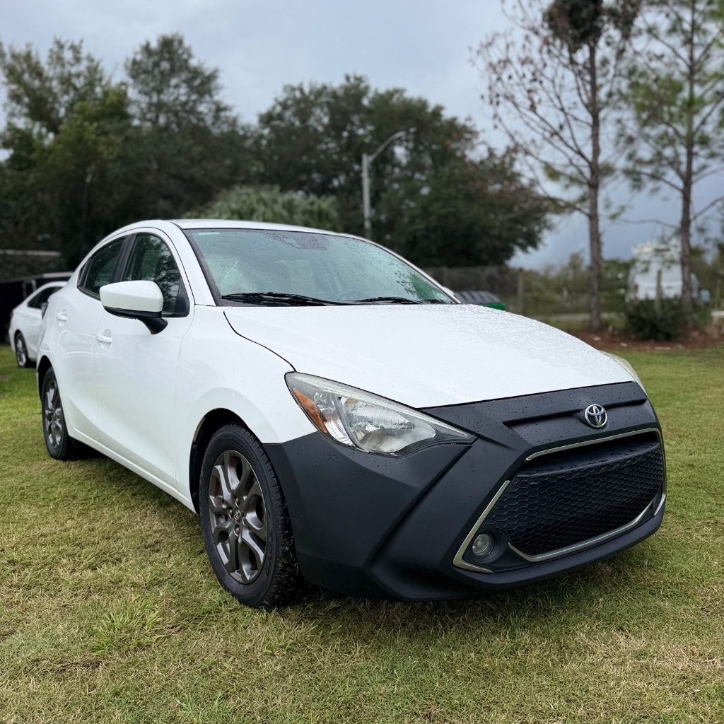 2019 Toyota Yaris - $4,992