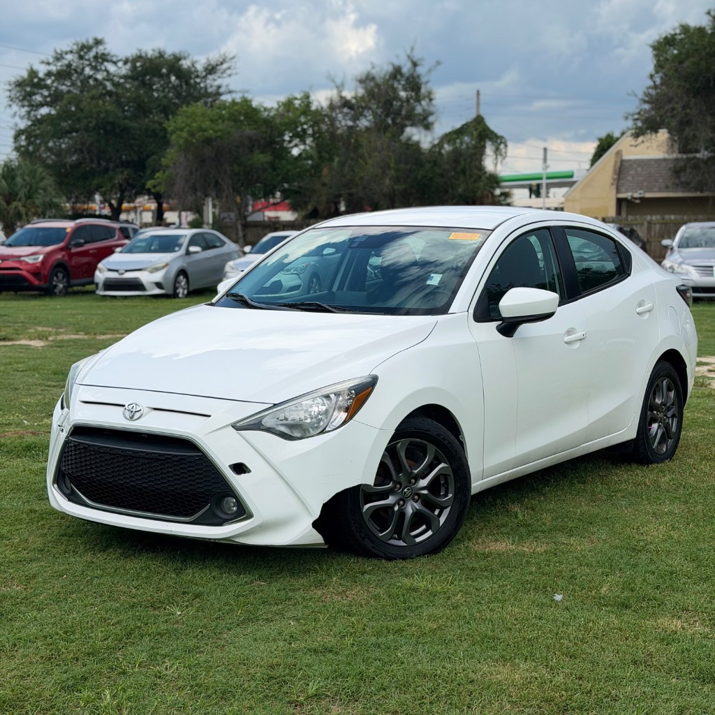 2019 Toyota Yaris - $6,991