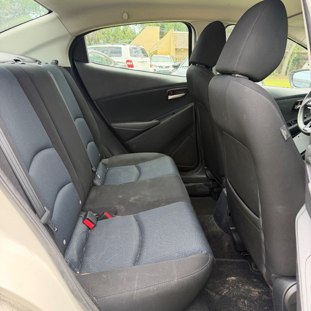 2019 Toyota Yaris - $6,991