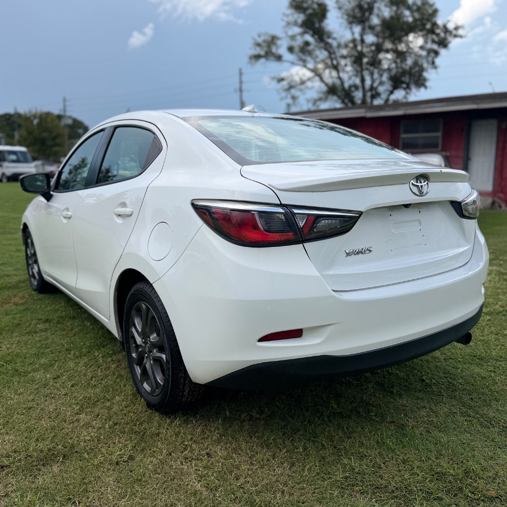 2019 Toyota Yaris - $6,991