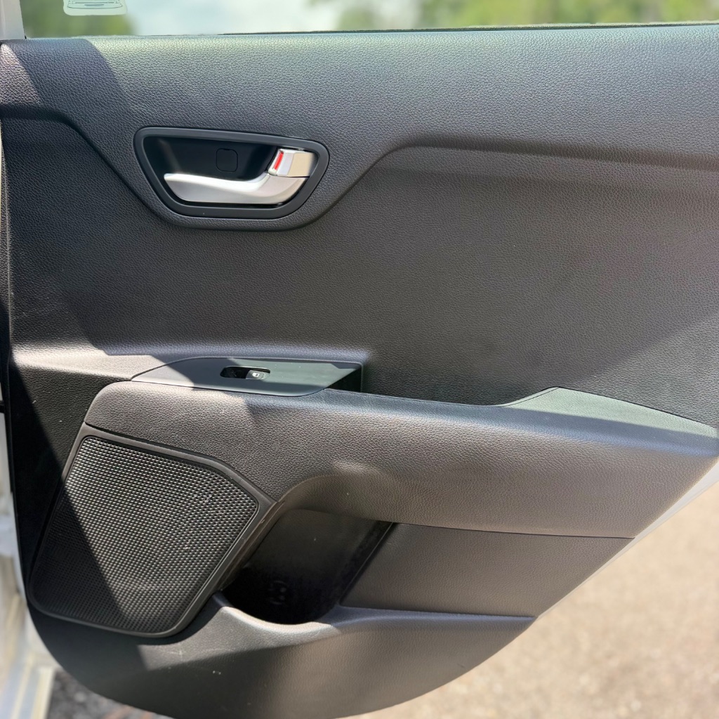 2020 Kia Rio - $11,991