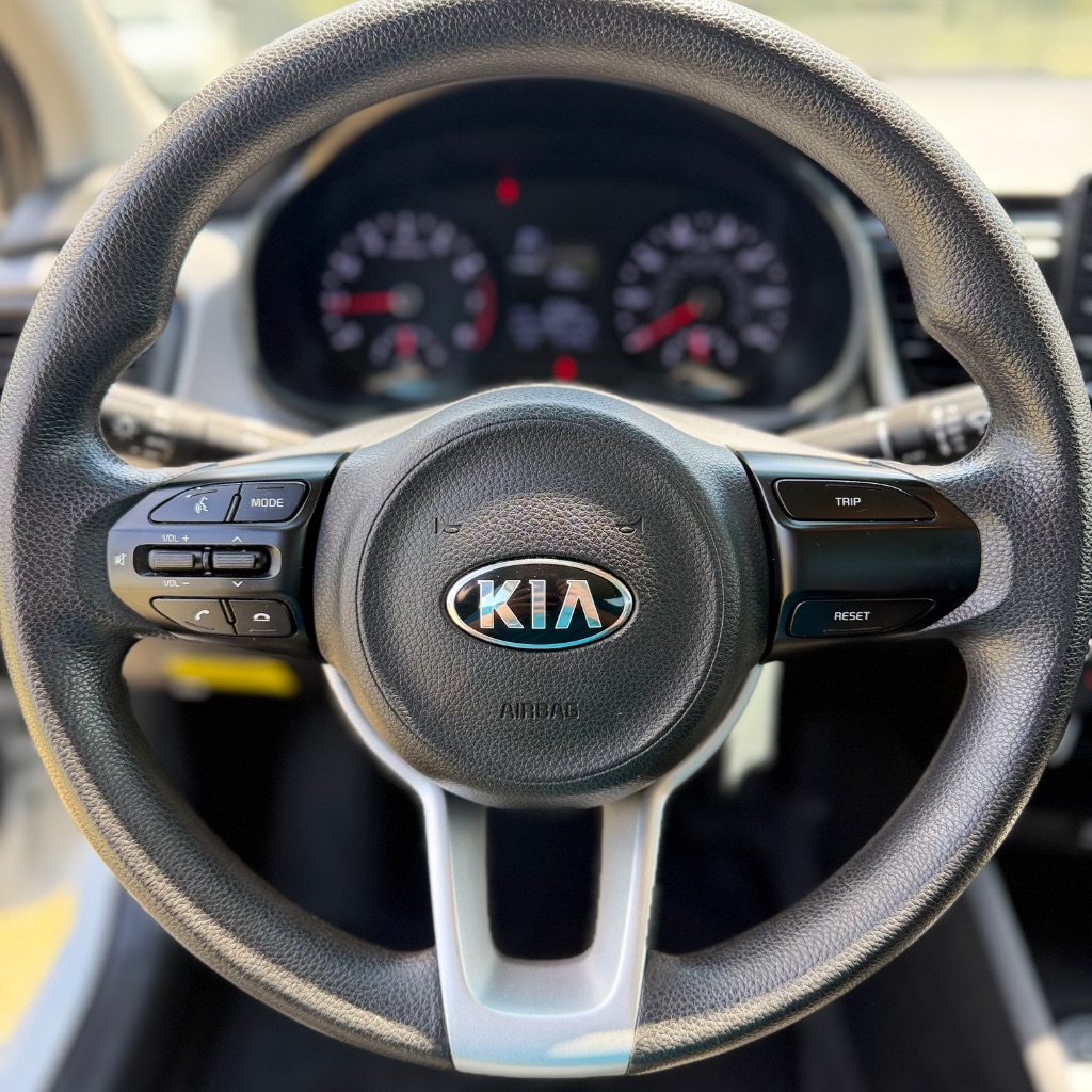 2020 Kia Rio - $11,991