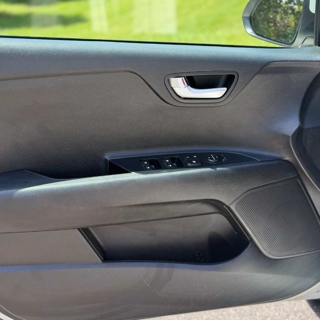 2020 Kia Rio - $11,991