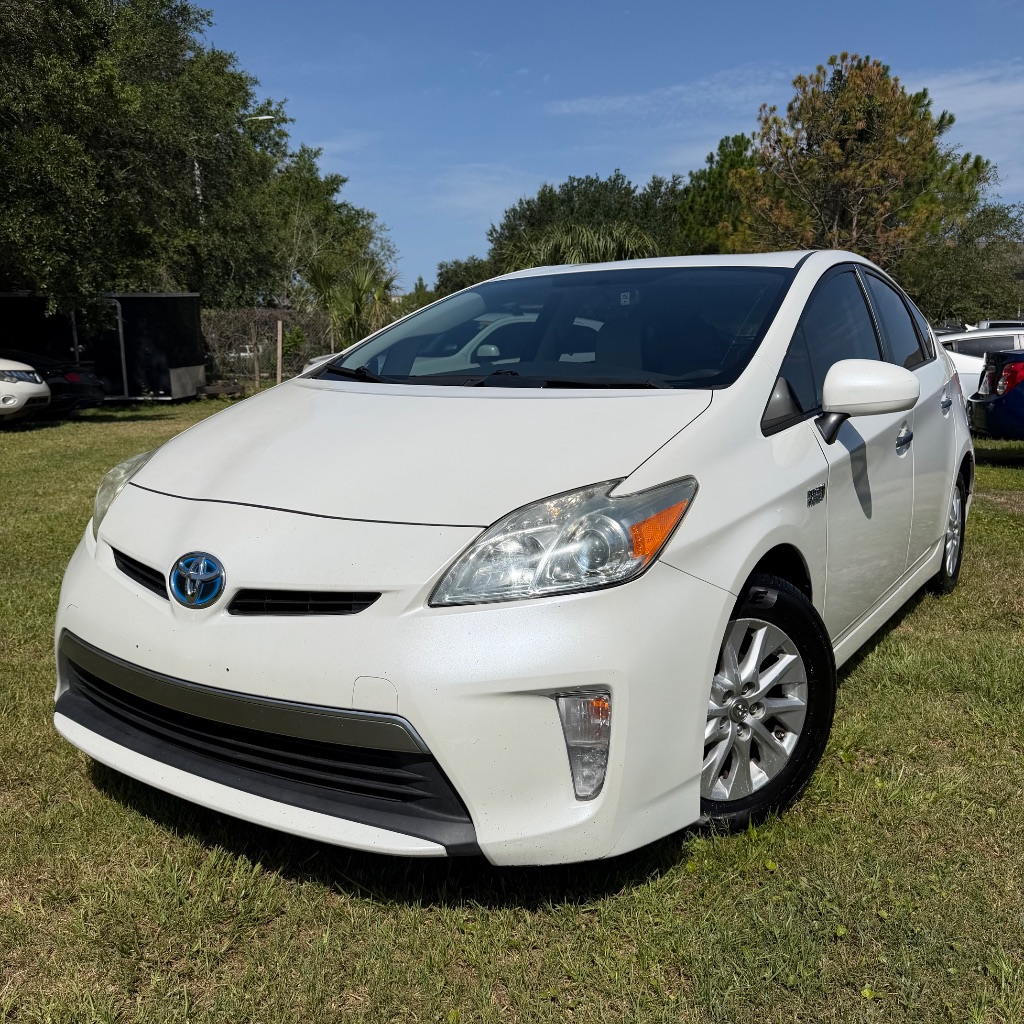 White 2012 Toyota Prius Plug-In Hybrid Sedan Automatic