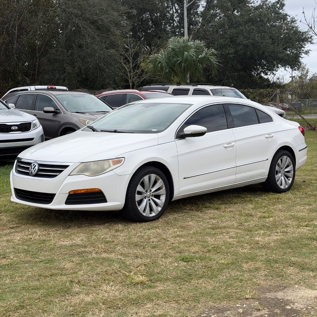 2011 Volkswagen Passat - $2,900