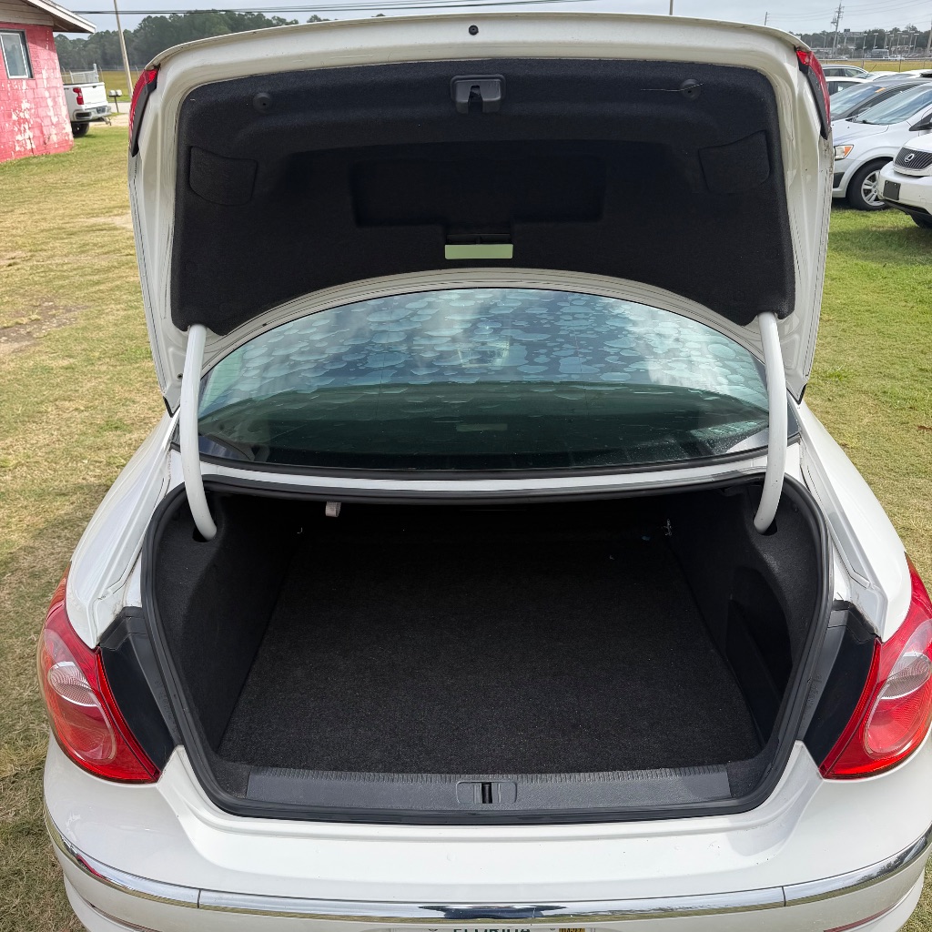 2011 Volkswagen Passat - $2,900