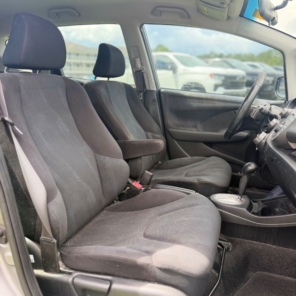 2010 Honda Fit - $3,500