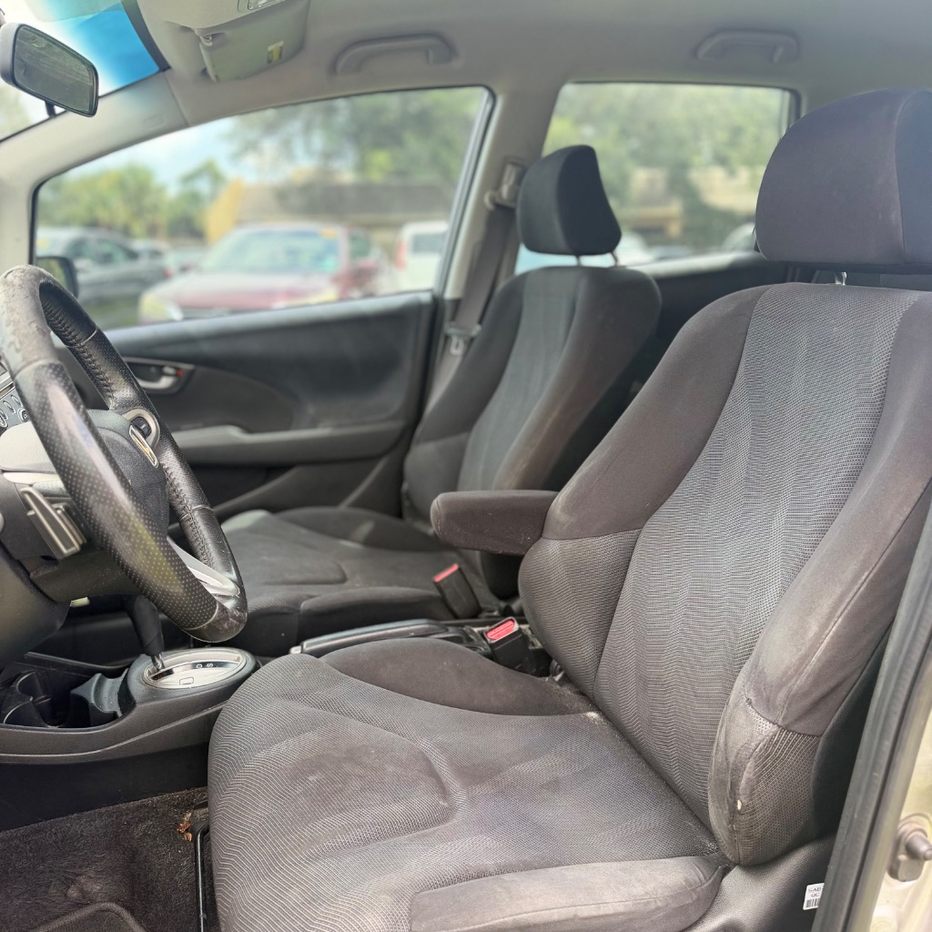 2010 Honda Fit - $3,500