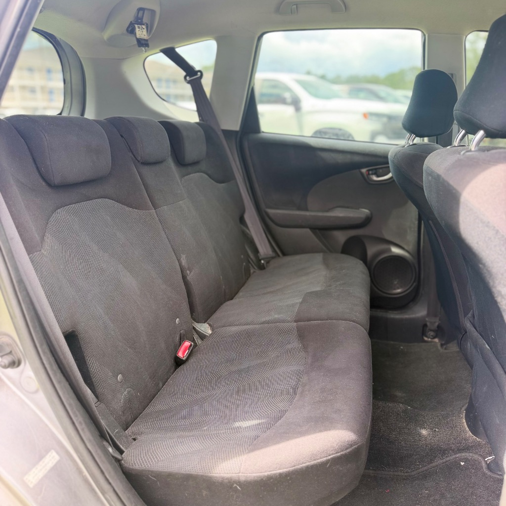 2010 Honda Fit - $3,500
