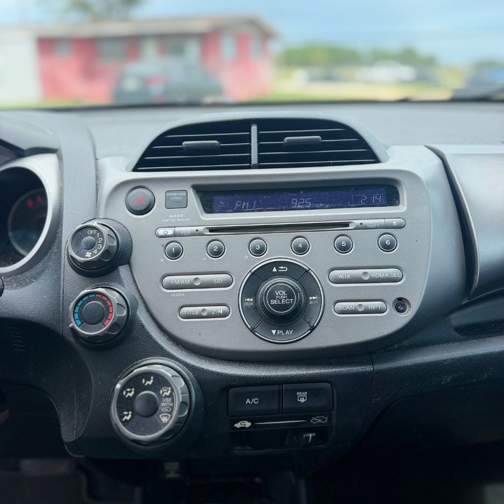 2010 Honda Fit - $3,500