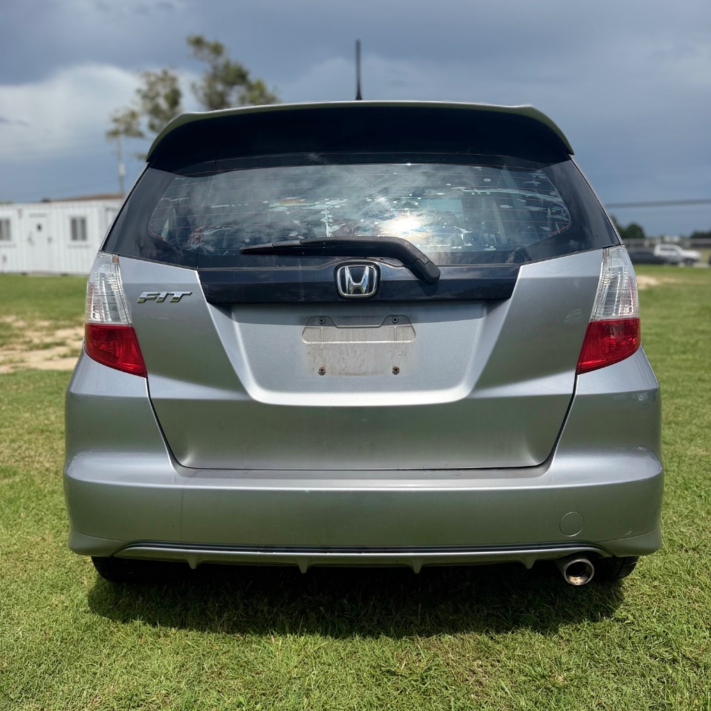 2010 Honda Fit - $3,500