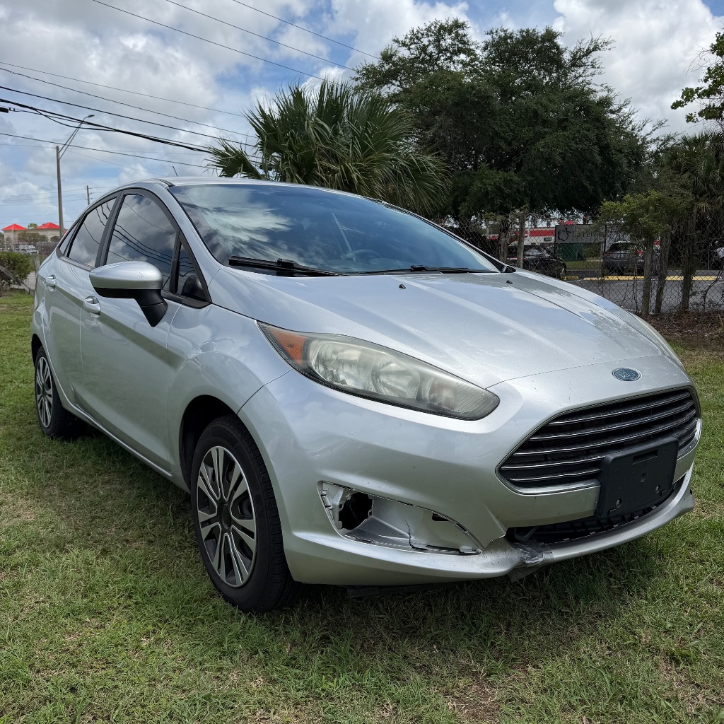 2017 Ford Fiesta - $3,991