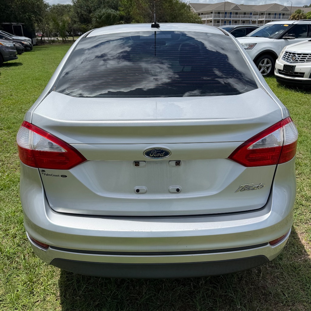 2017 Ford Fiesta - $3,991
