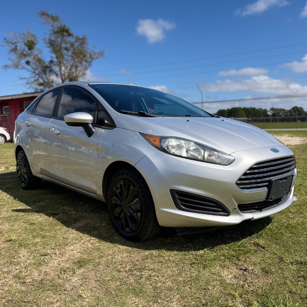 2017 Ford Fiesta - $3,991