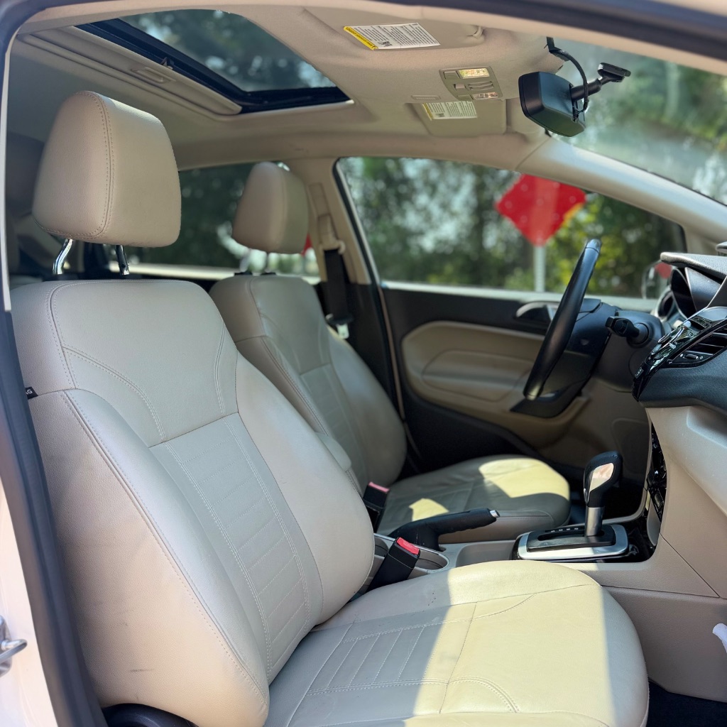 2017 Ford Fiesta - $4,991