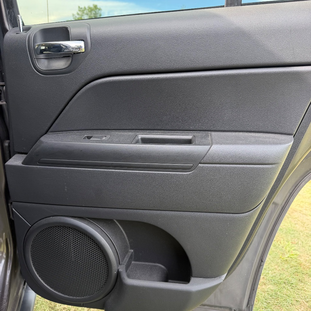 2016 Jeep Compass - $4,991