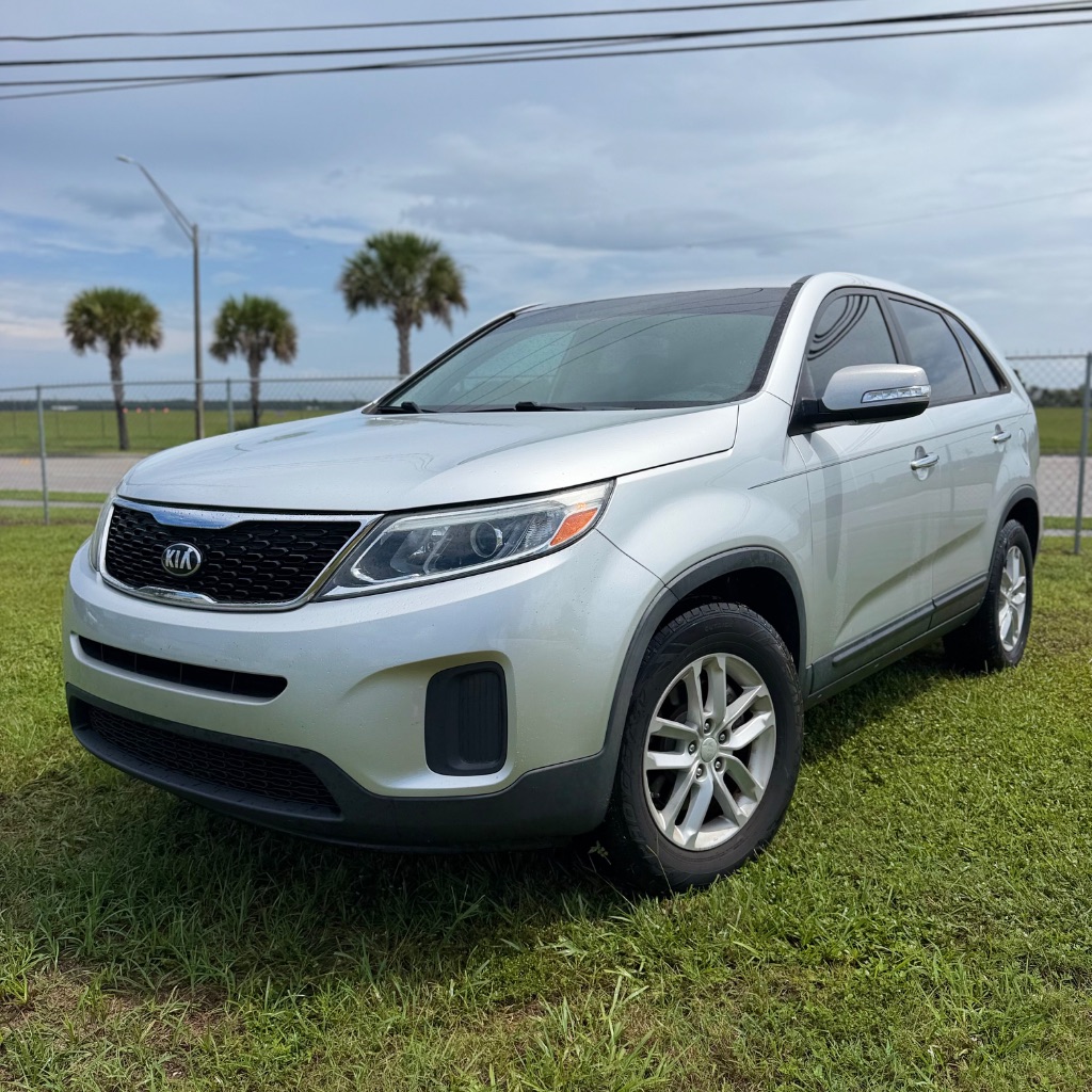 2014 Kia Sorento - $5,500