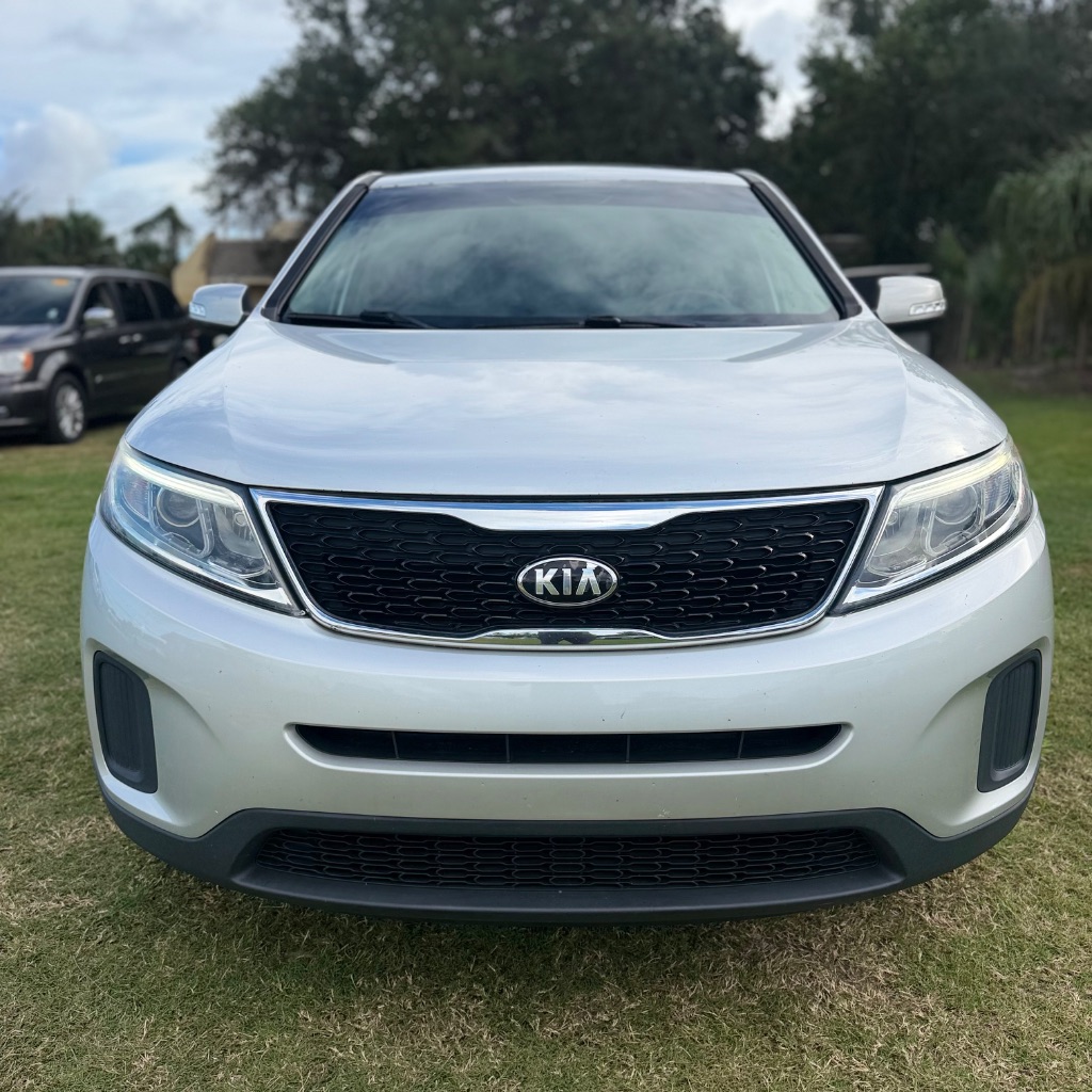 2014 Kia Sorento - $5,500
