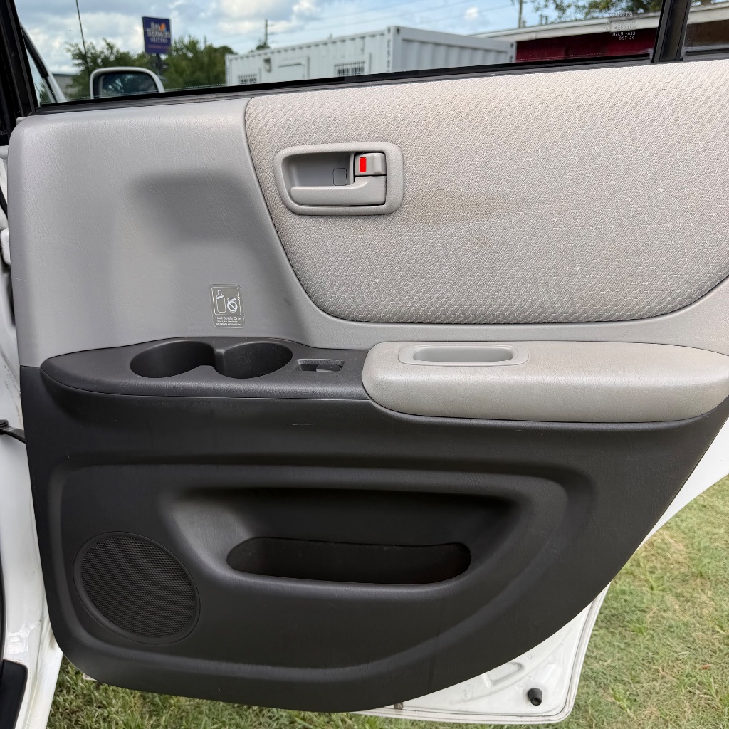 2007 Toyota Highlander - $3,500