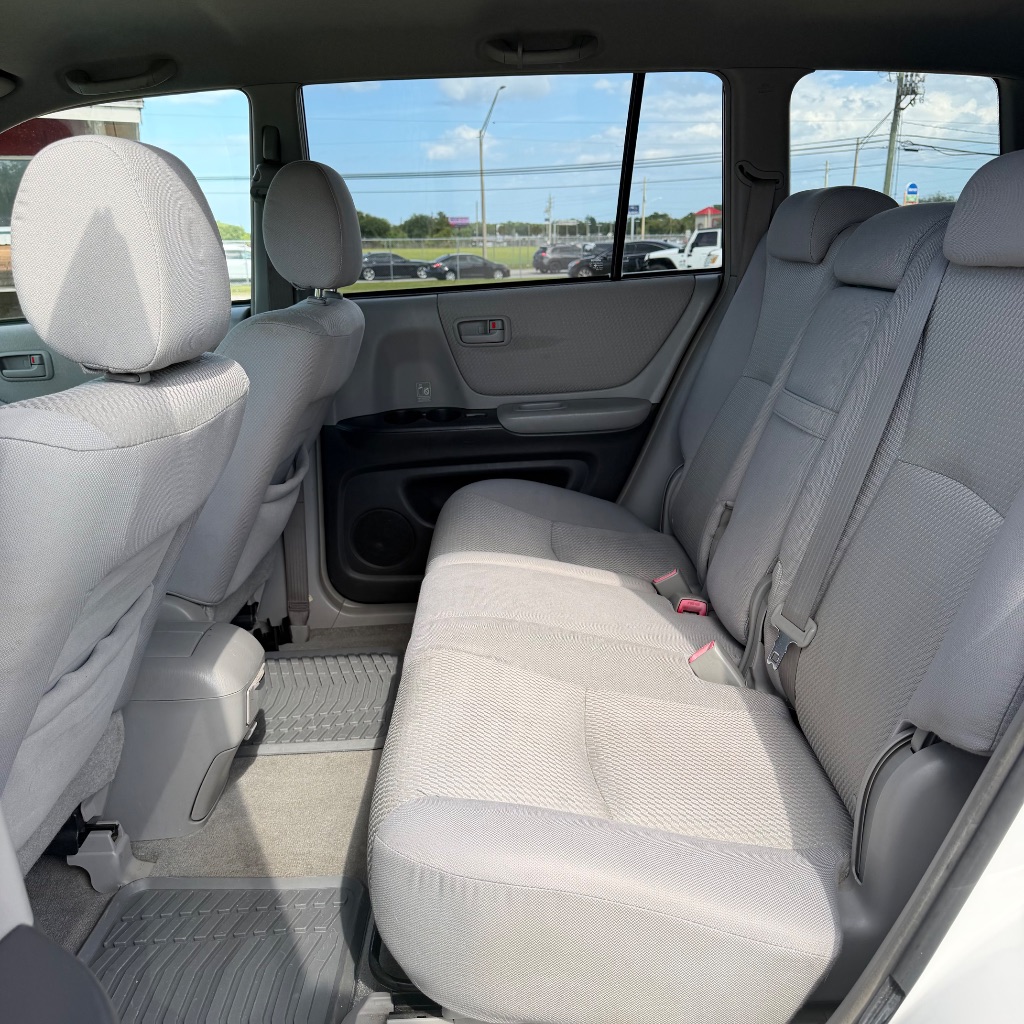 2007 Toyota Highlander - $3,500