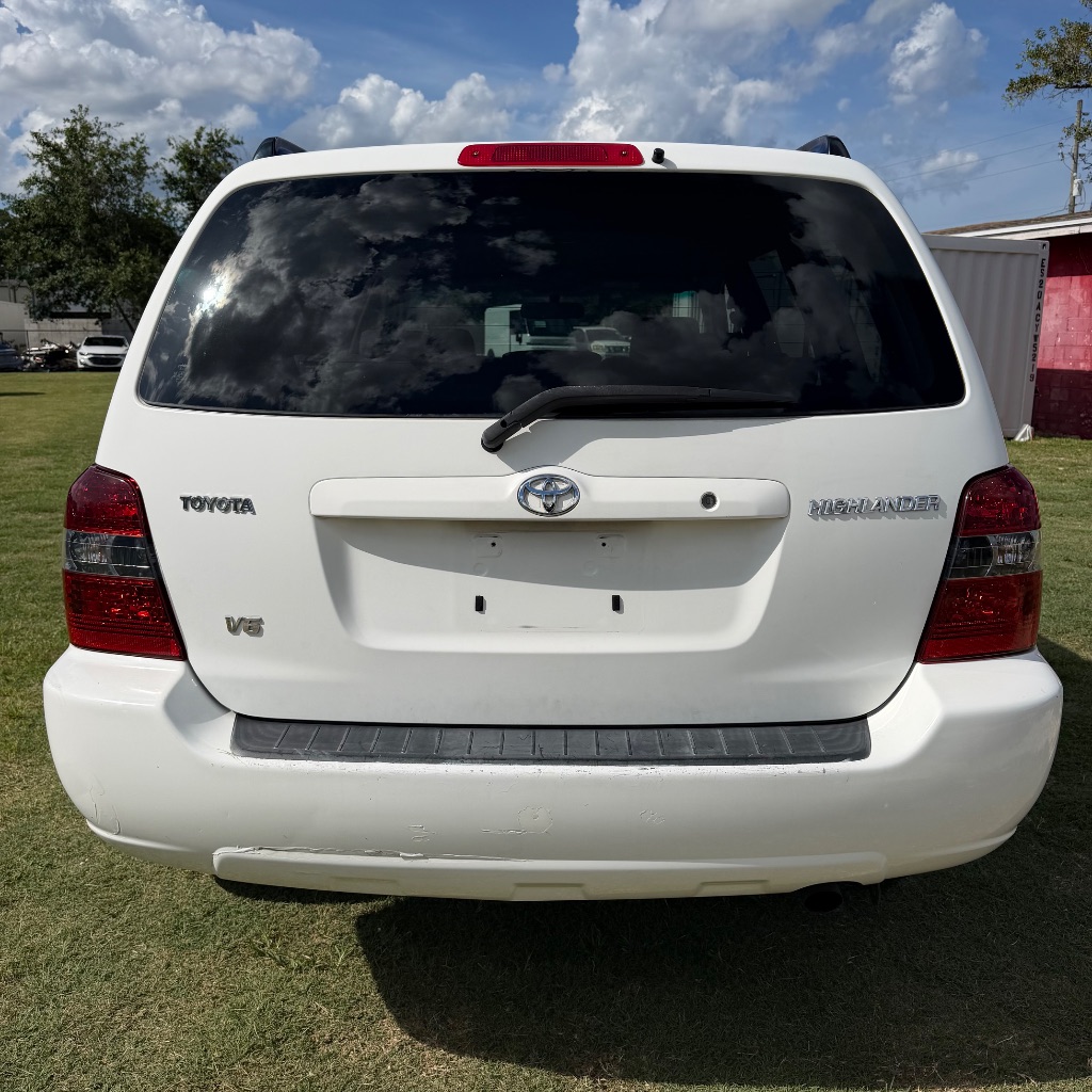 2007 Toyota Highlander - $3,500