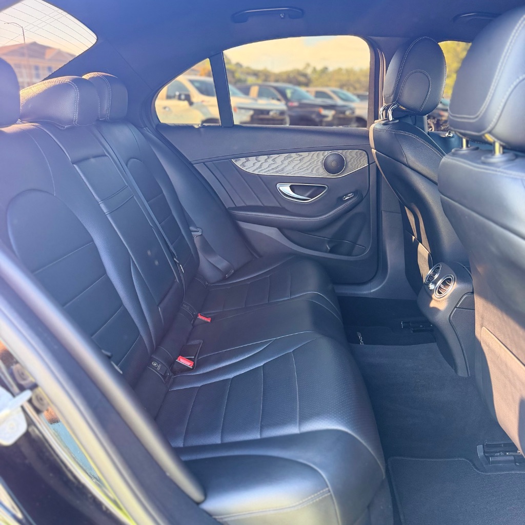 2016 Mercedes-Benz C-Class - $10,991