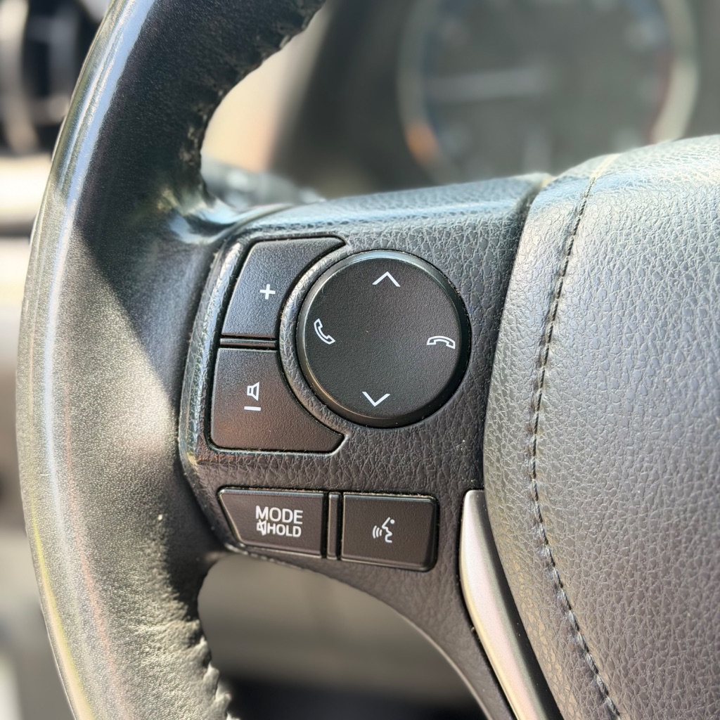 2018 Toyota RAV4 - $8,994