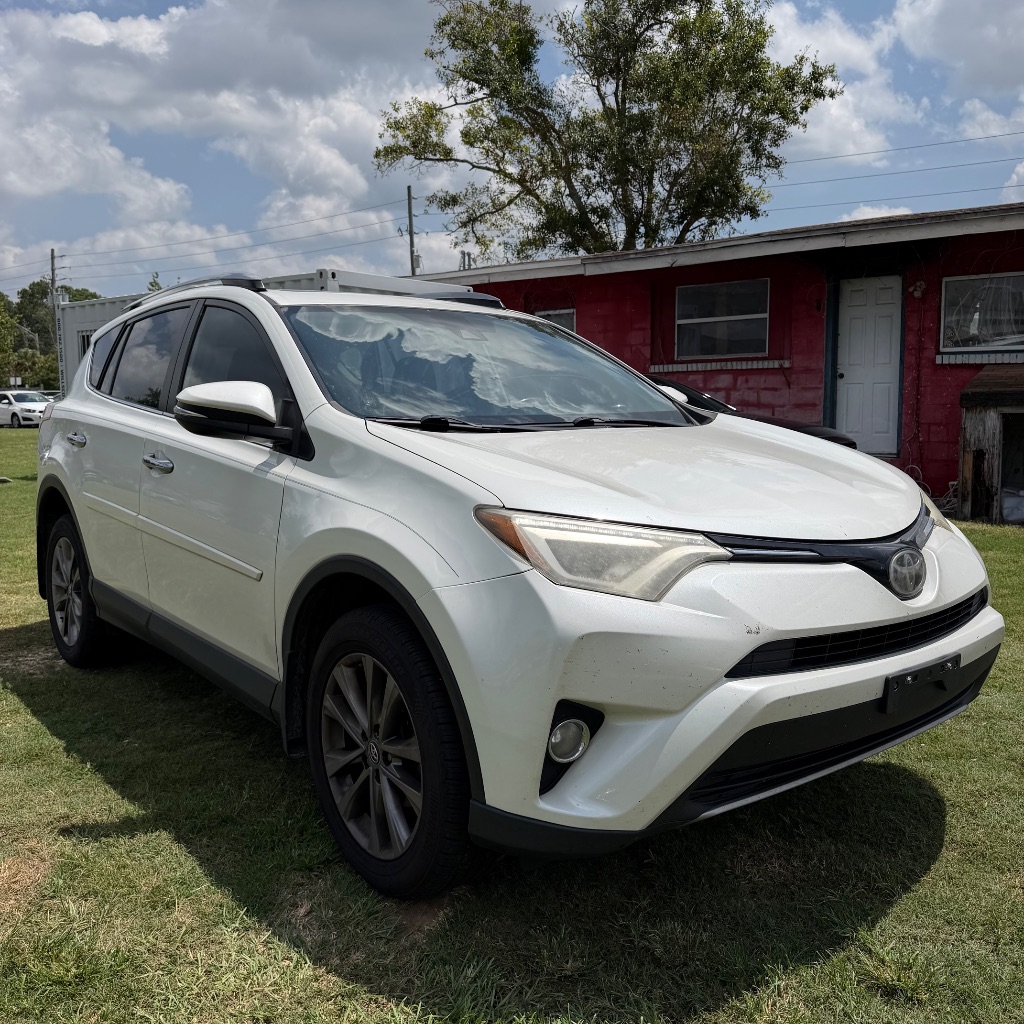 2018 Toyota RAV4 - $10,991