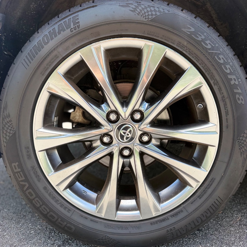 2018 Toyota RAV4 - $8,994