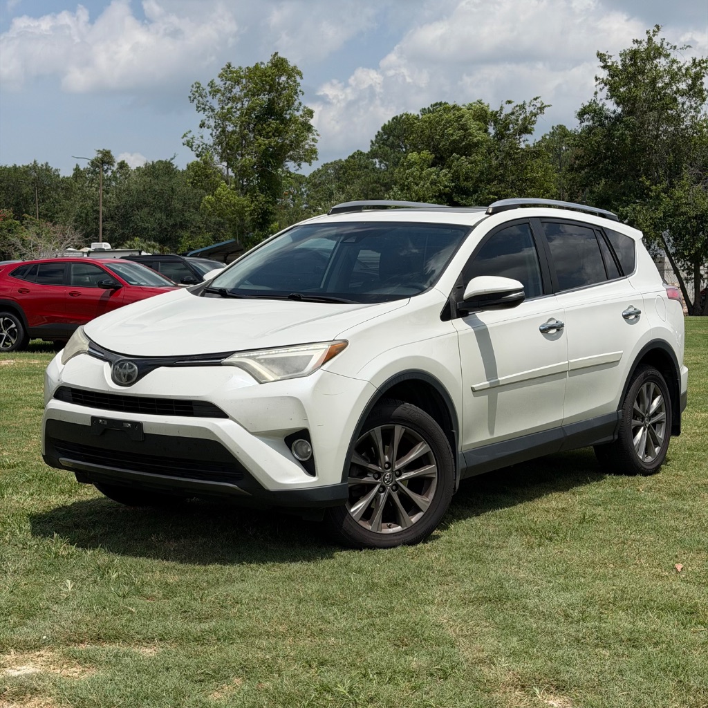 2018 Toyota RAV4 - $10,991