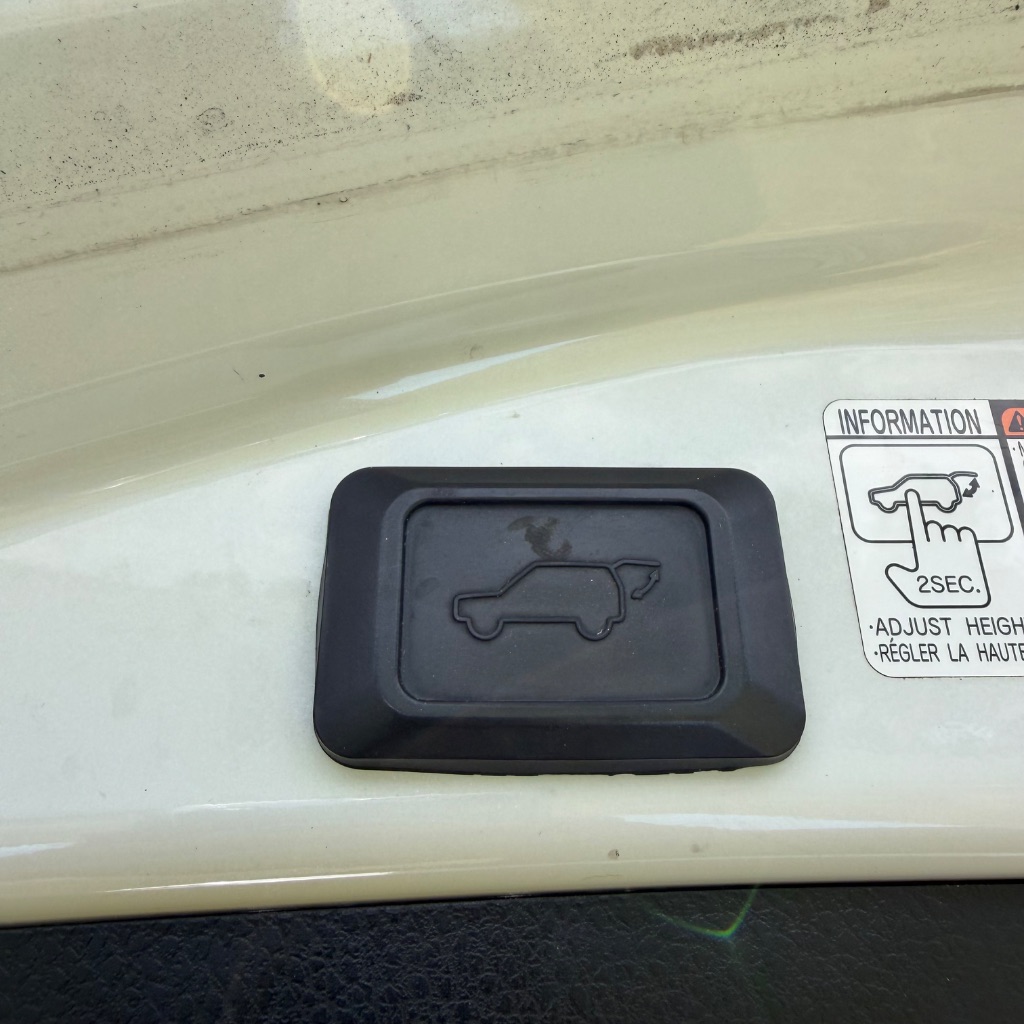 2018 Toyota RAV4 - $10,991