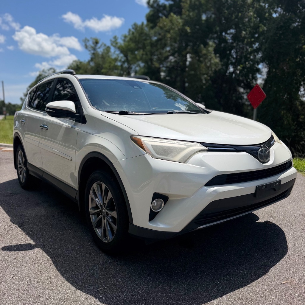 2018 Toyota RAV4 - $8,994