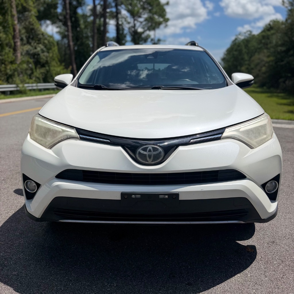 2018 Toyota RAV4 - $8,994