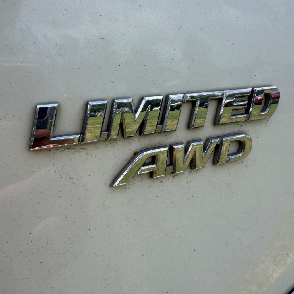 2018 Toyota RAV4 - $10,991