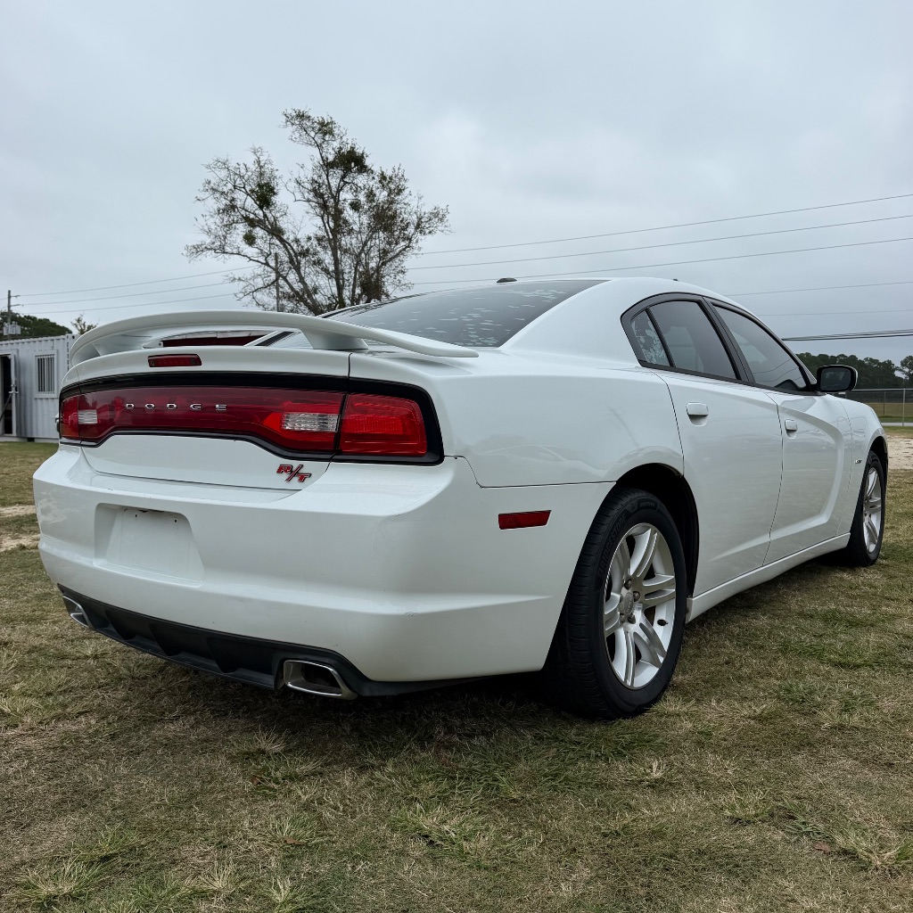 2011 Dodge Charger - $3,990