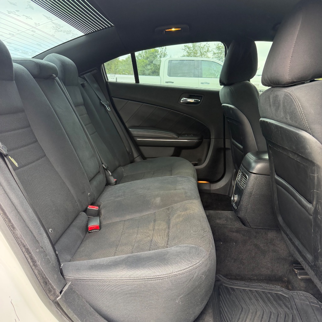 2011 Dodge Charger - $4,991