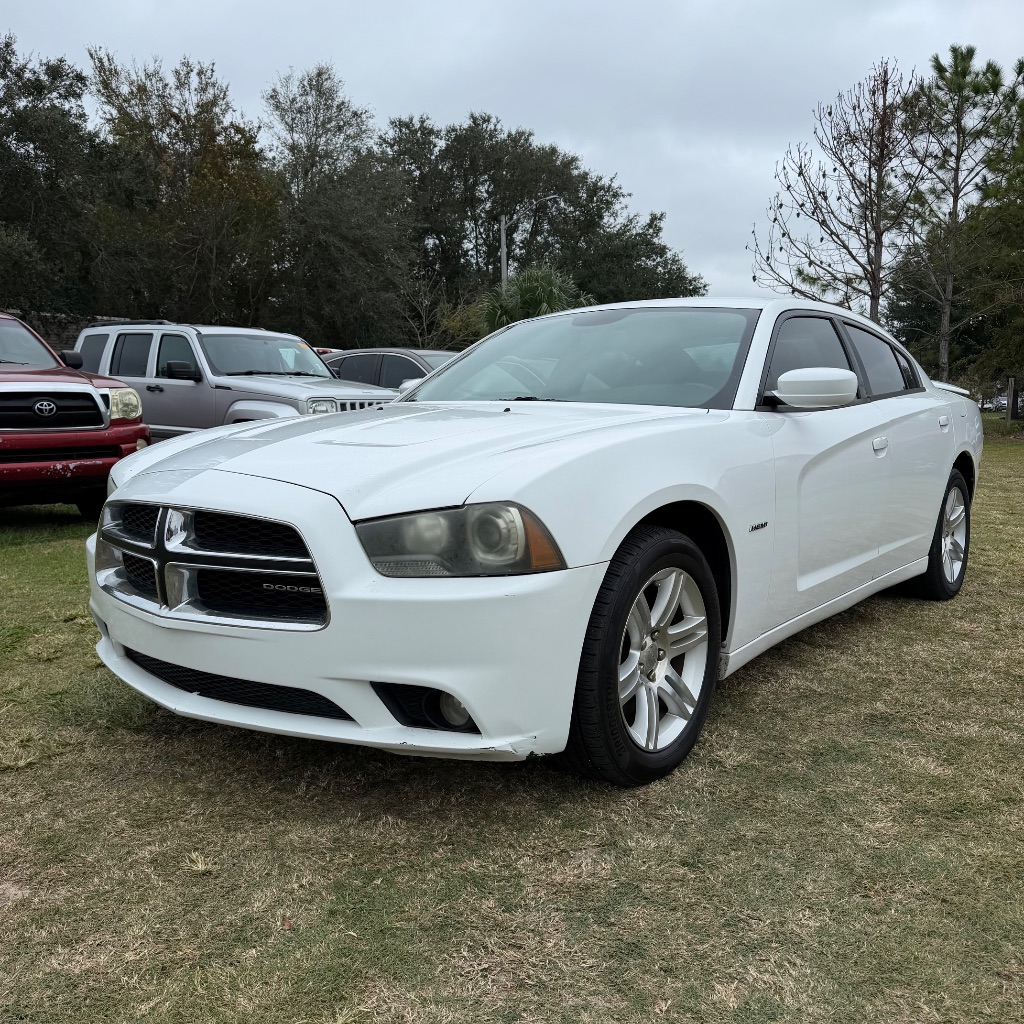 2011 Dodge Charger - $3,990
