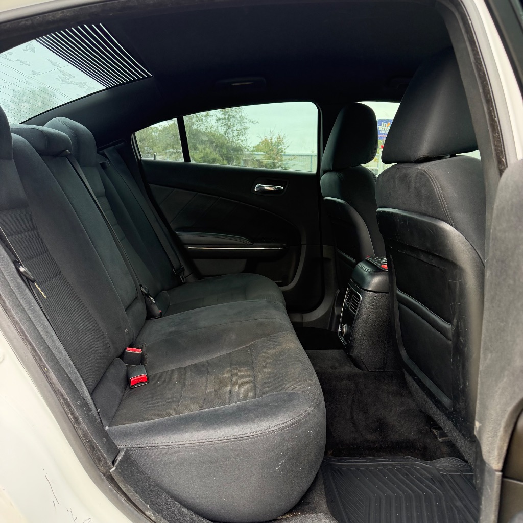 2011 Dodge Charger - $3,990
