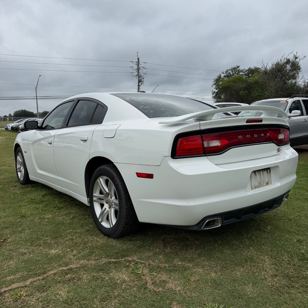 2011 Dodge Charger - $4,991