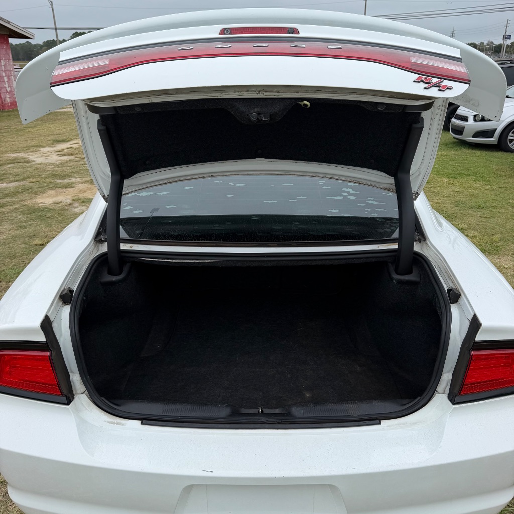 2011 Dodge Charger - $3,990