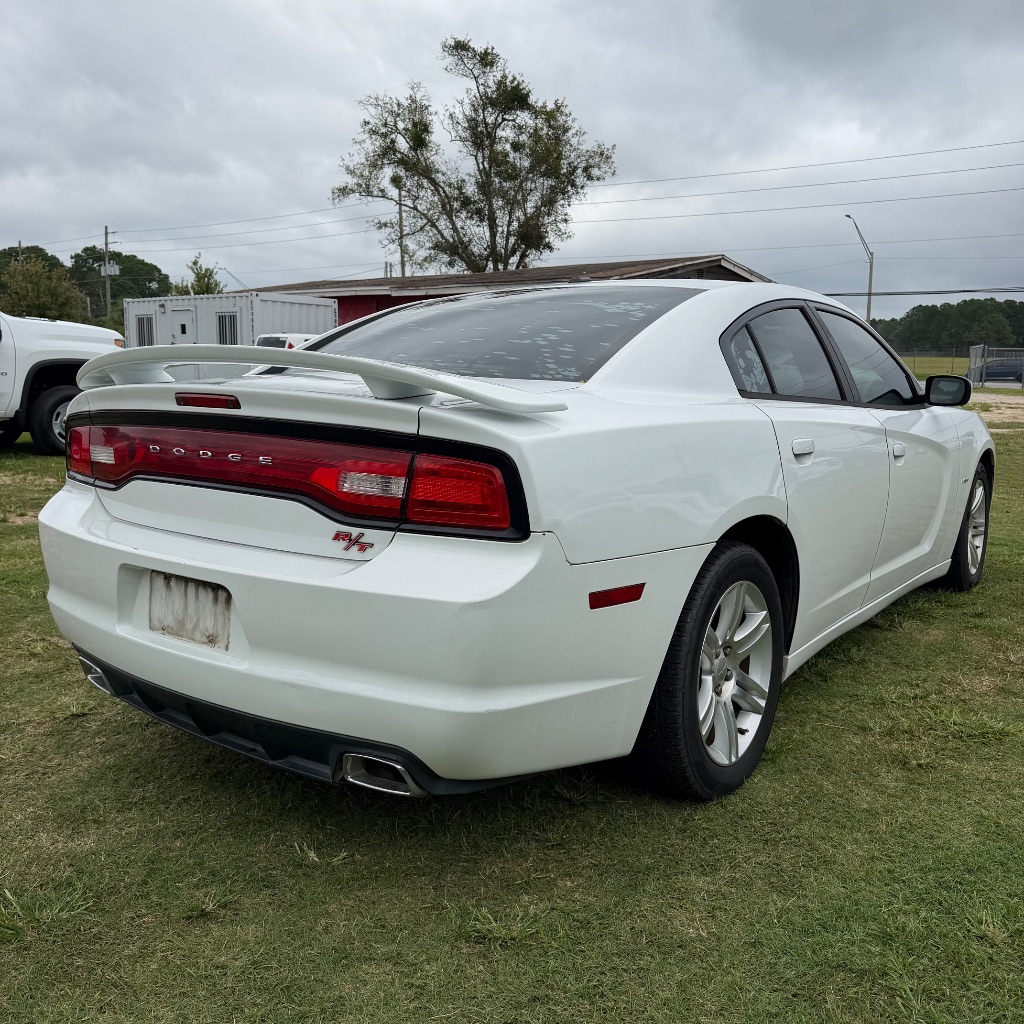 2011 Dodge Charger - $4,991