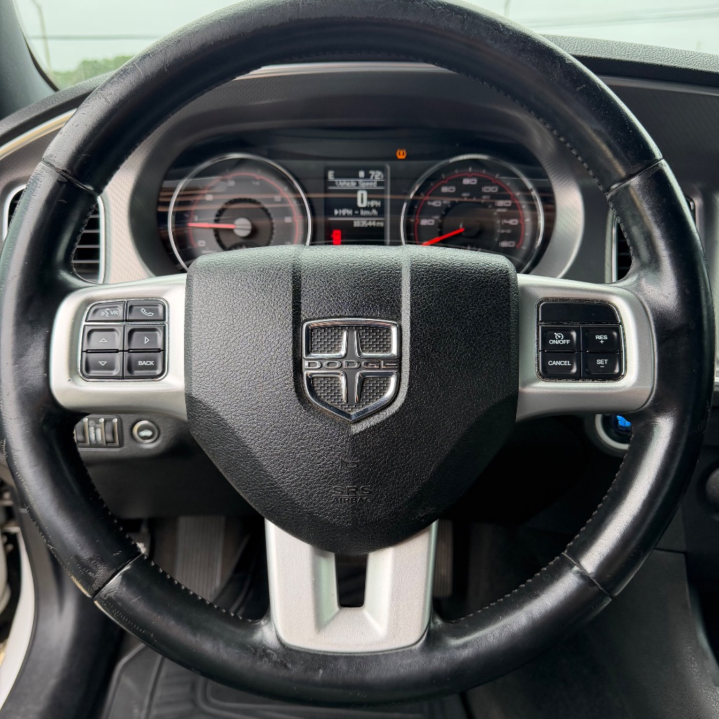 2011 Dodge Charger - $3,990