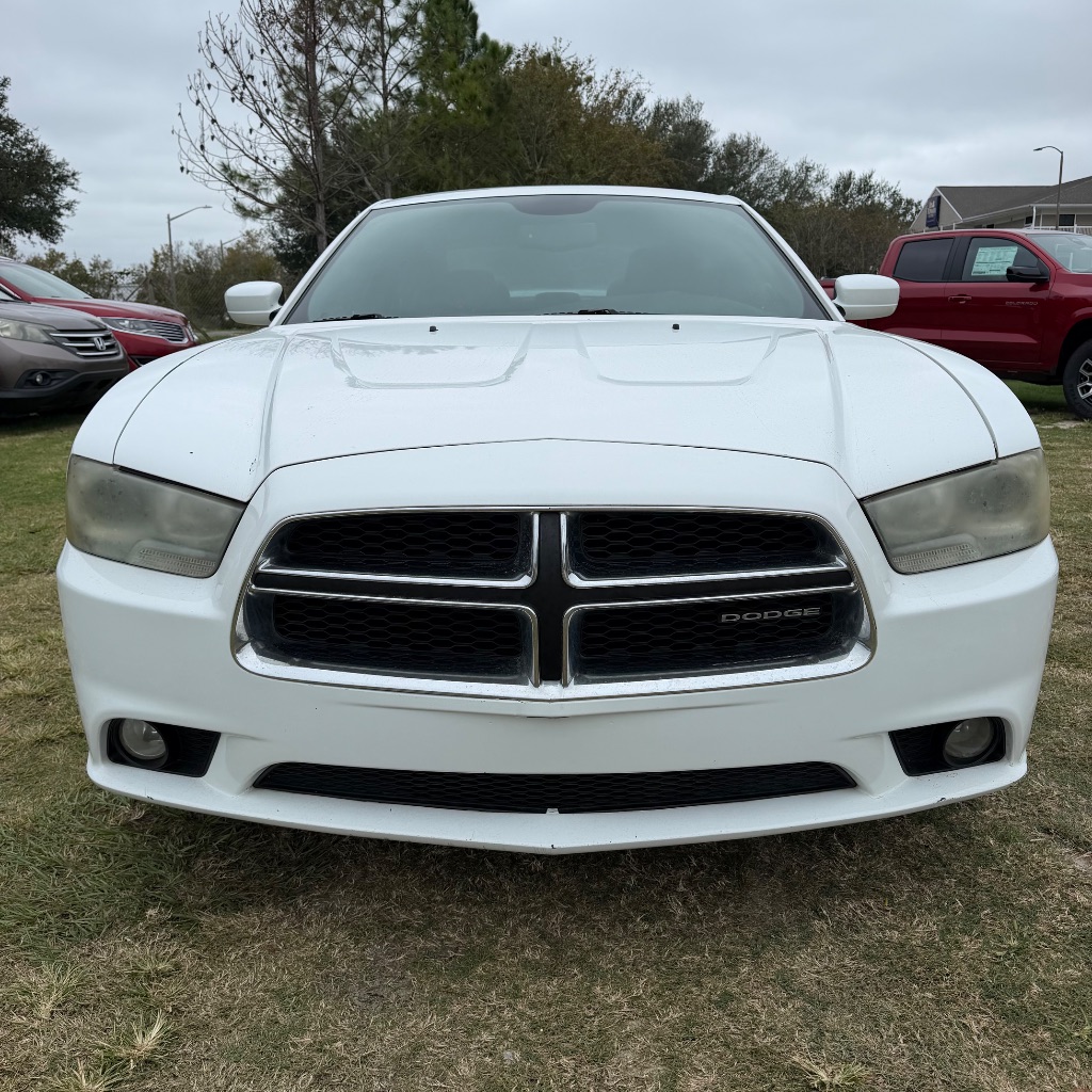 2011 Dodge Charger - $3,990