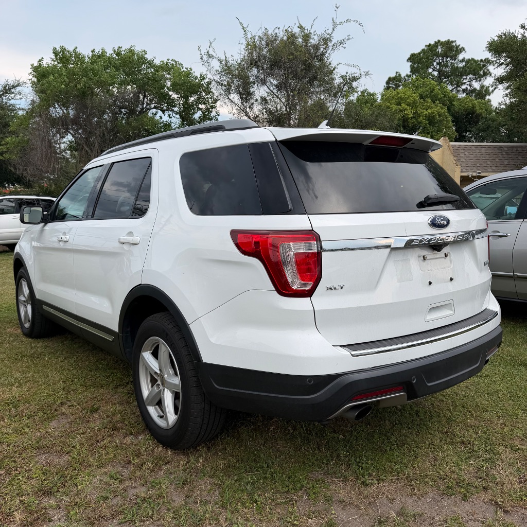 2018 Ford Explorer - $9,991