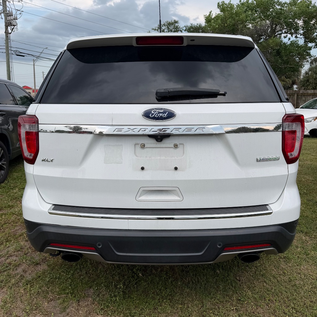 2018 Ford Explorer - $9,991